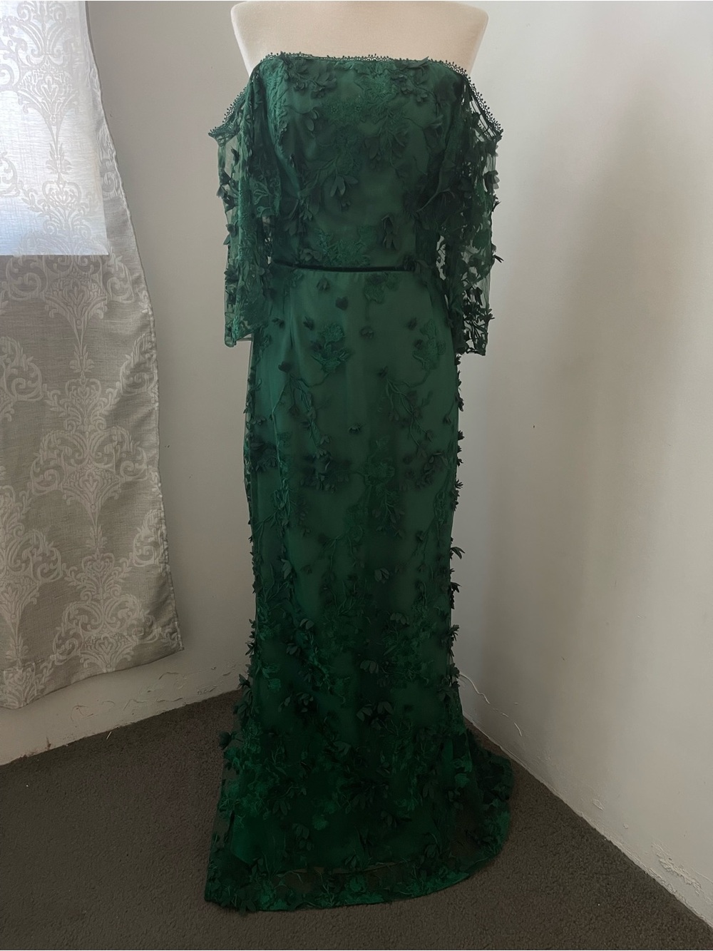 Marchesa Strapless Emerald Green Lace Gown